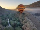 世界遺産「人類のゆりかご」上空を飛行