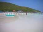 タイの地元の人にも人気のビーチ