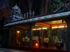 バトゥー洞窟内寺院