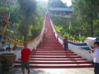 洞窟寺への階段