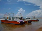 バリ島でのダイビングクルーズに利用する高速船