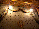 ヴェルサイユ宮殿内の緞帳