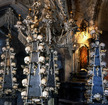 納骨堂はセドレツ墓地内の全聖人教会地下にある