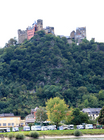 美しい城の名を持つ11世紀の古城、シェーンブルク城