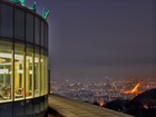南山公園内、頂上付近にある塔から見たソウルの夜景