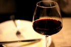 3コースランチと共にブルガリアワインをお楽しみください。