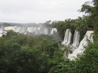 イグアスの滝の全景は、ブラジル側ならではの特典です。