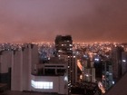 ラパスの夜景、建物がイルミネーションのように輝きます。