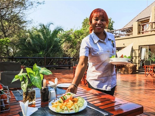 フレンドリーなスタッフがお待ちしています