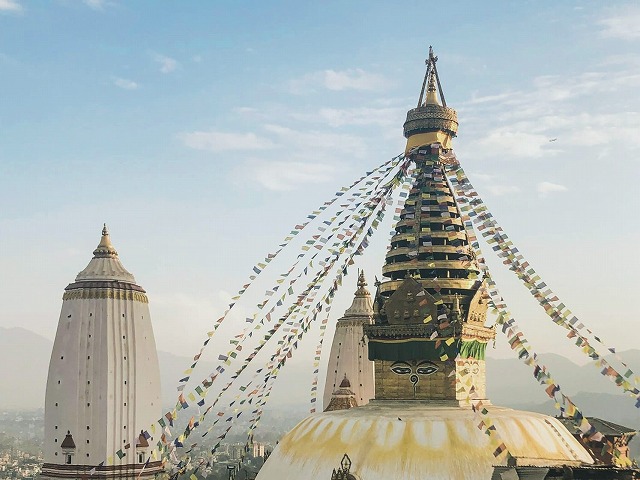 スワヤンブナート寺院のストゥーパ