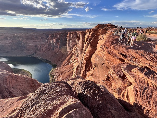人気のホースシューベンドを訪問