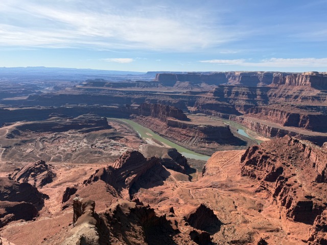 コロラド川の峡谷を一望できるデッドホースポイント