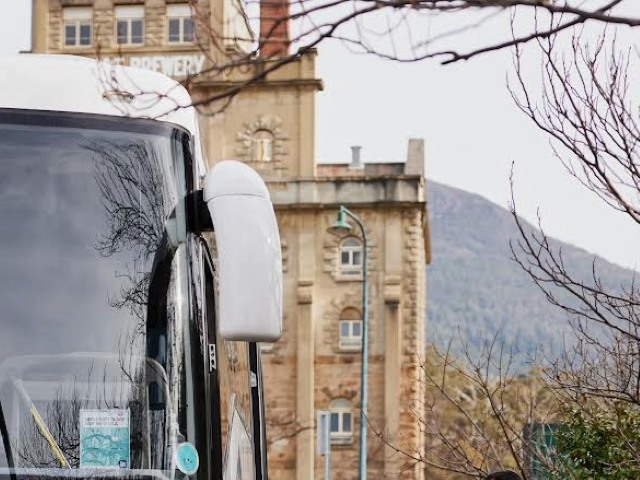 快適なバスによる移動