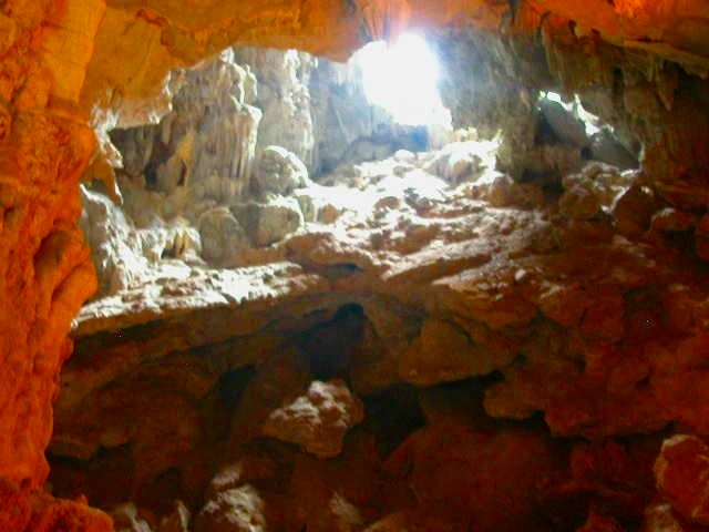 ティエンクン洞窟内部