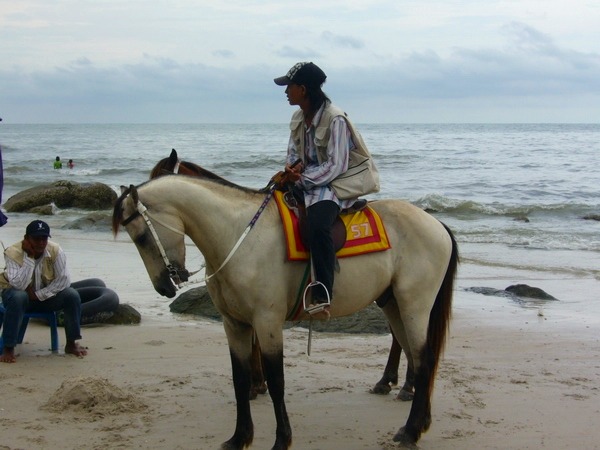 フア・ヒンビーチにて乗馬体験