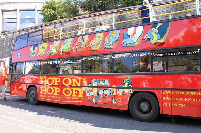 2階建てバスでブダペスト観光