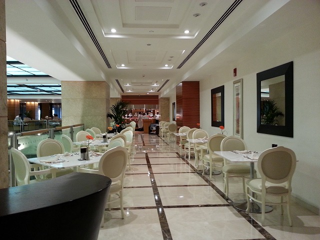 Grosvenor House Dubaiの人気レストランSLOANE'S