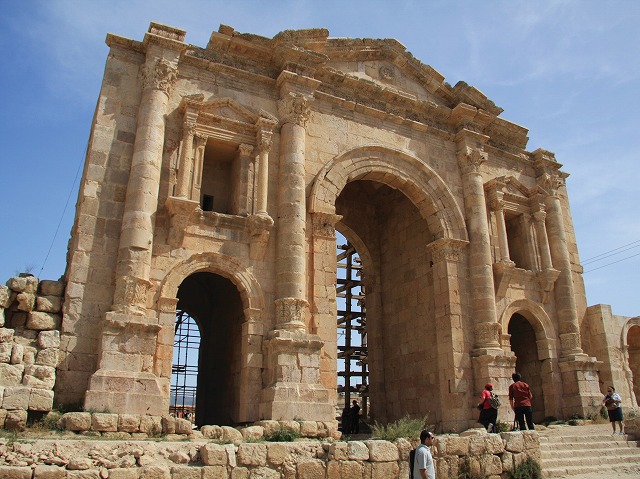 ハドリアヌスの凱旋門