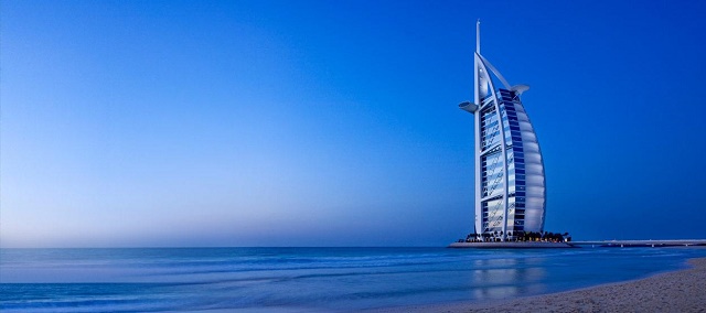 ドバイが世界に誇る7つ星ホテル、バージ・アル・アラブ