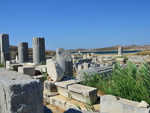 ミコノス島 世界遺産 デロス島とエーゲ海で海水浴 レニア島 1日 ミコノス島発 ランチ の予約ならホットホリデー