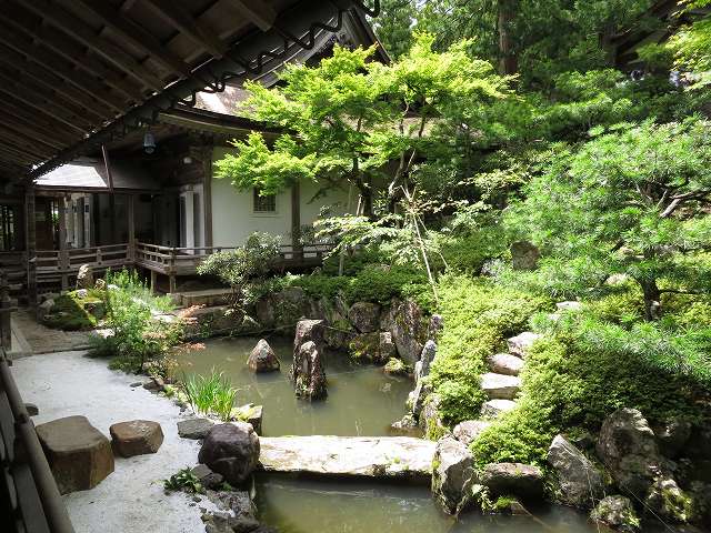 日本らしい美しい庭園がご覧いただけます。