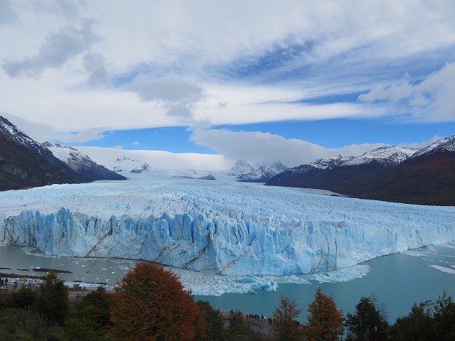 エルカラファテといえば、ペリトモレノ氷河