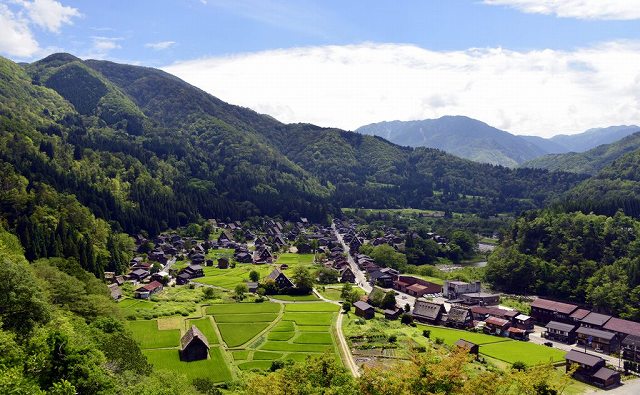 世界遺産 白川郷ハイライト観光 岐阜県高山市 ホットホリデー