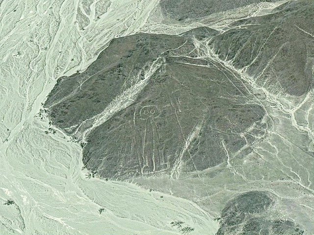世界遺産のナスカの地上絵。ピスコ空港発着なので比較的長い搭乗時間となります。
