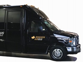 トロント空港 - ナイアガラフォールズホテル間送迎【シャトルバス/ 混載】