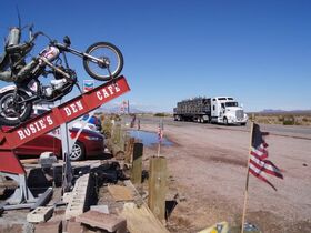 ルート66 セルフドライブで巡る! グランドサークル 5日間 ※ヘリ遊覧飛行+アンテロープツアー込み【ロサンゼルス発 / 3スターホテル宿泊 / 飛行機＋レンタカー】