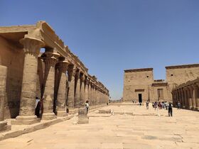 アスワン1日観光!アスワンハイダム、イシス神殿、ヌビア村訪問【プライベート/ 日本語ガイド】