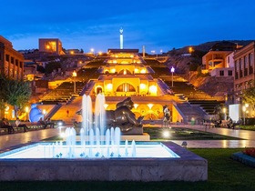 エレバン1日観光!アララトブランデー蒸留所、メゲリアン絨毯工場、マテナダラン(古文書館)を訪問【エレバン発/ 英語ガイド/ プライベート】