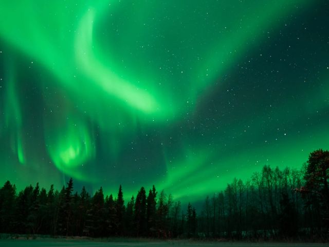 オーロラハンティング【ロヴァニエミ発 / 英語ガイド / 8名までの少人数】期間限定〜4月末まで