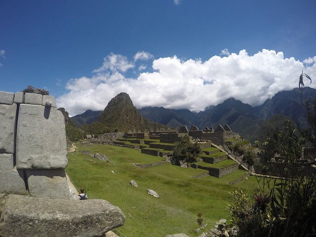 マチュピチュ入場券＋バス＋プライベートガイド【アグアスカリエンテス駅お迎え付き】