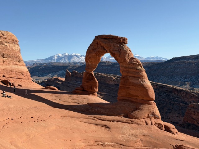 アーチーズ国立公園とデッドホースポイントに行く！グランドキャニオン・アンテロープキャニオン・モニュメントバレー・ホースシューベンド・レイクパウエル2泊3日【日本語ガイド】