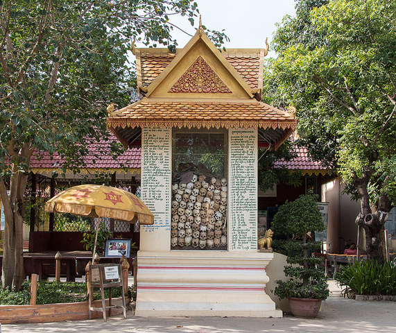 シェムリアップでカンボジアの平和を学ぼう!! キリンフィールドなど観光名所めぐり