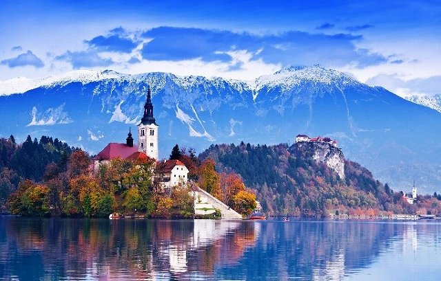 ウィーン発 隣国スロベニア リュブリャナとブレッド湖を訪れる１日【英語ガイド / 混載】